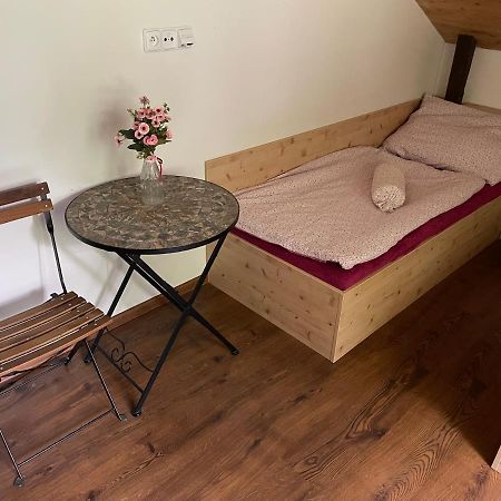 Villa Vladimir, Rekreacni Stredisko Šternberk Esterno foto