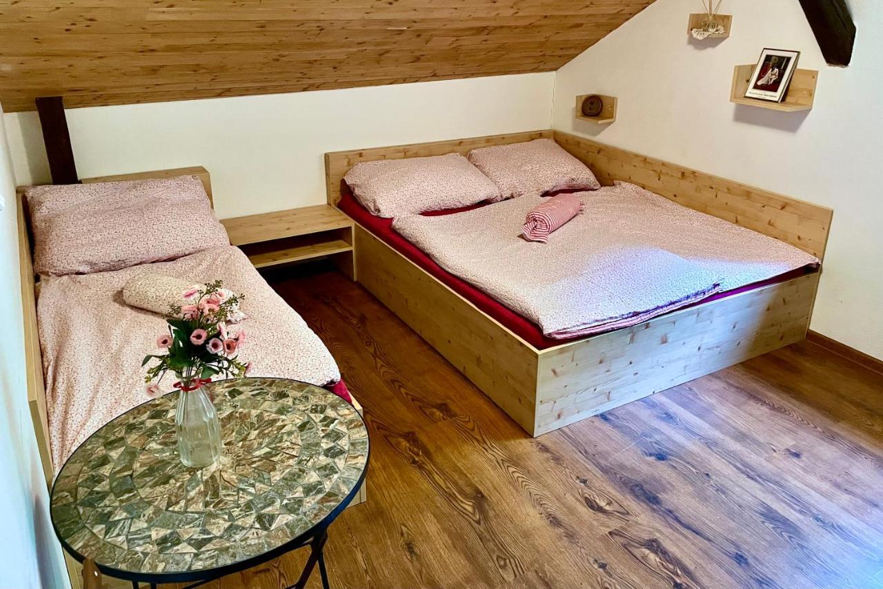 Villa Vladimir, Rekreacni Stredisko Šternberk Esterno foto
