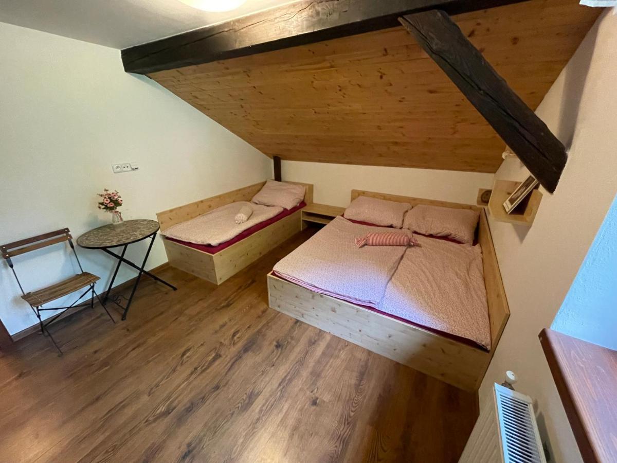 Villa Vladimir, Rekreacni Stredisko Šternberk Esterno foto